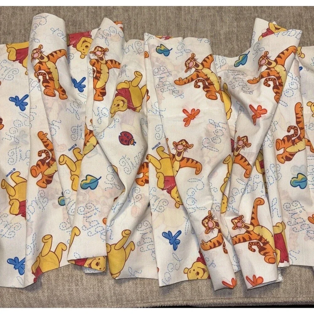 Vintage Winnie The Pooh Valance window Curtain 72 X 18 Inches Disney Tigger